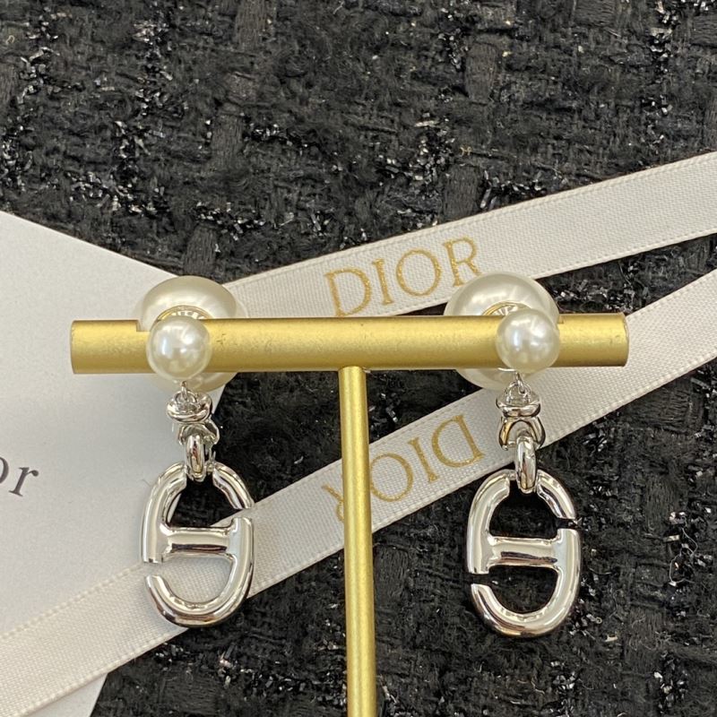 chr1st1an D10r earrings